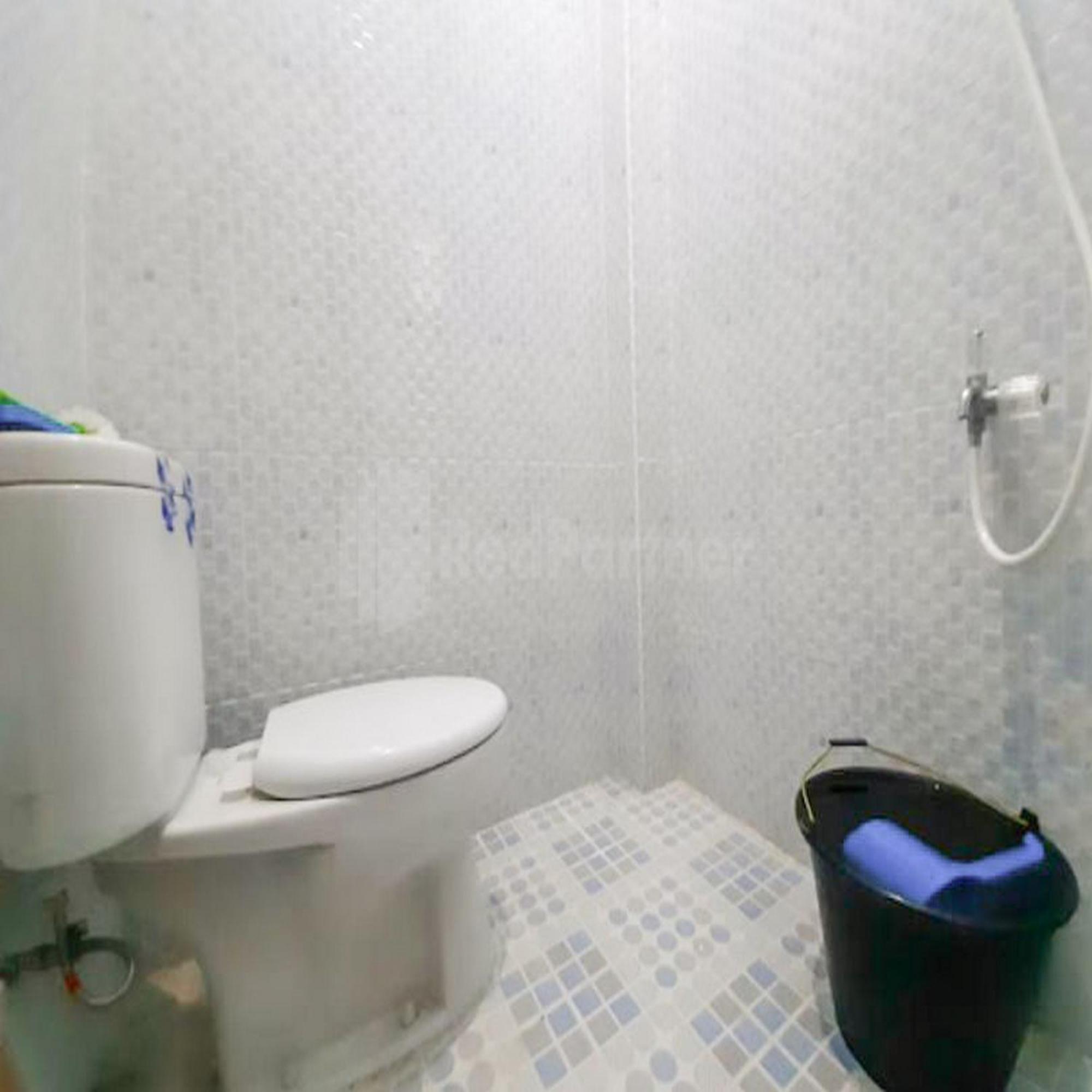 Wisma Pinggir Mitra Reddoorz Tanjung Pinang Buitenkant foto