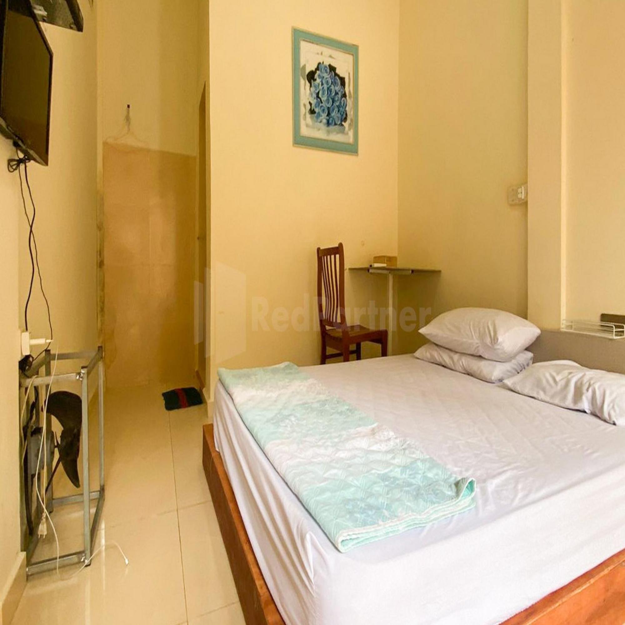 Wisma Pinggir Mitra Reddoorz Tanjung Pinang Buitenkant foto