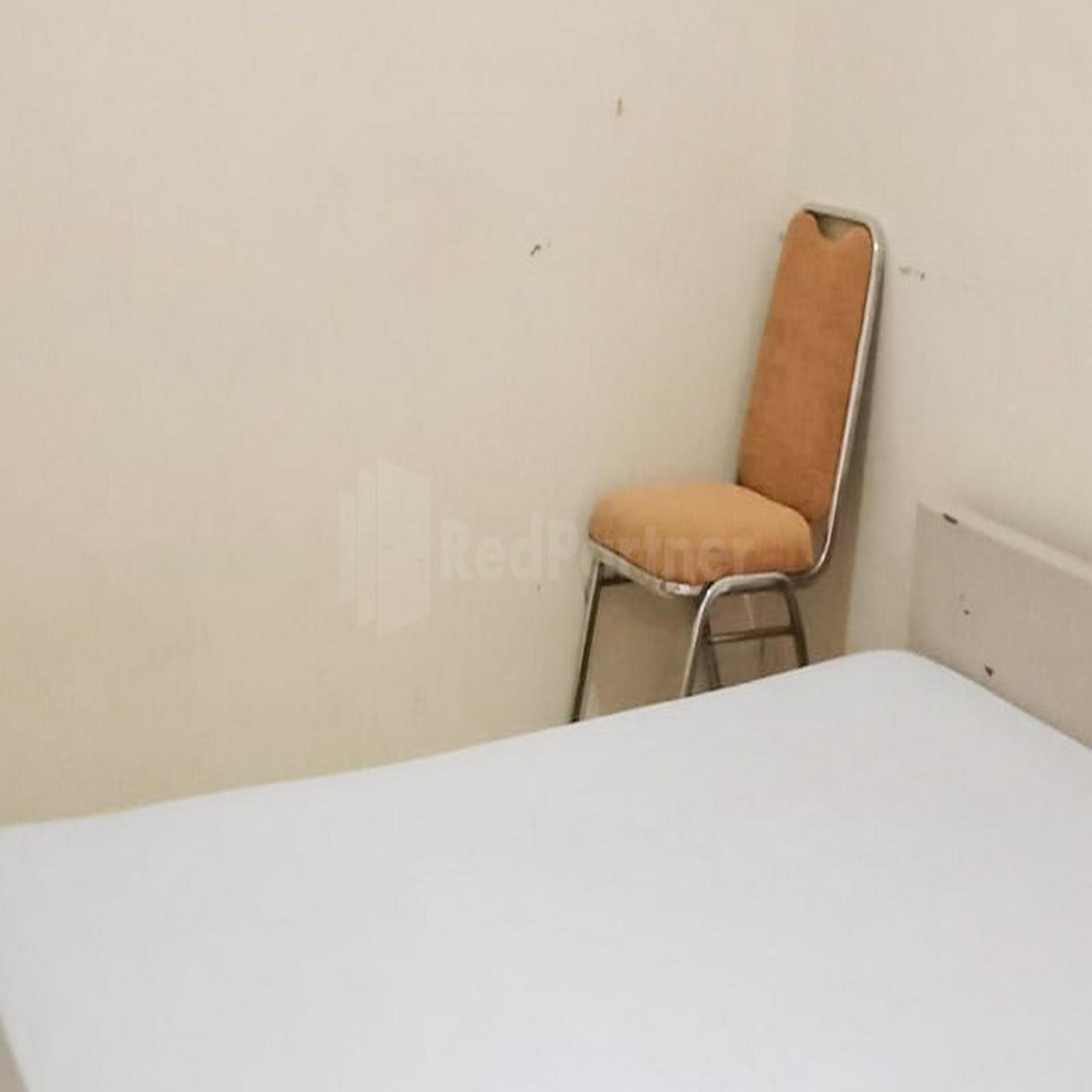 Wisma Pinggir Mitra Reddoorz Tanjung Pinang Buitenkant foto