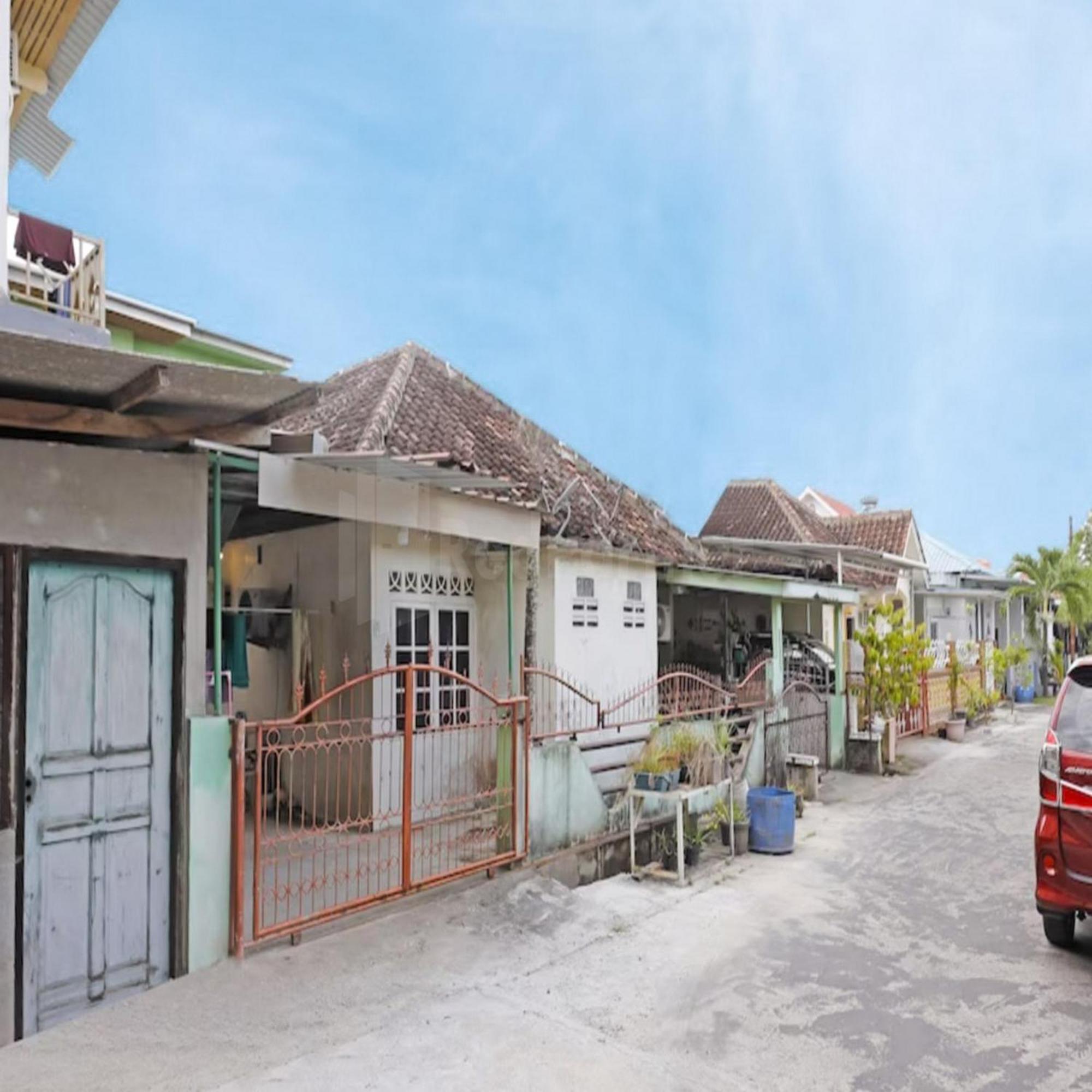 Wisma Pinggir Mitra Reddoorz Tanjung Pinang Buitenkant foto
